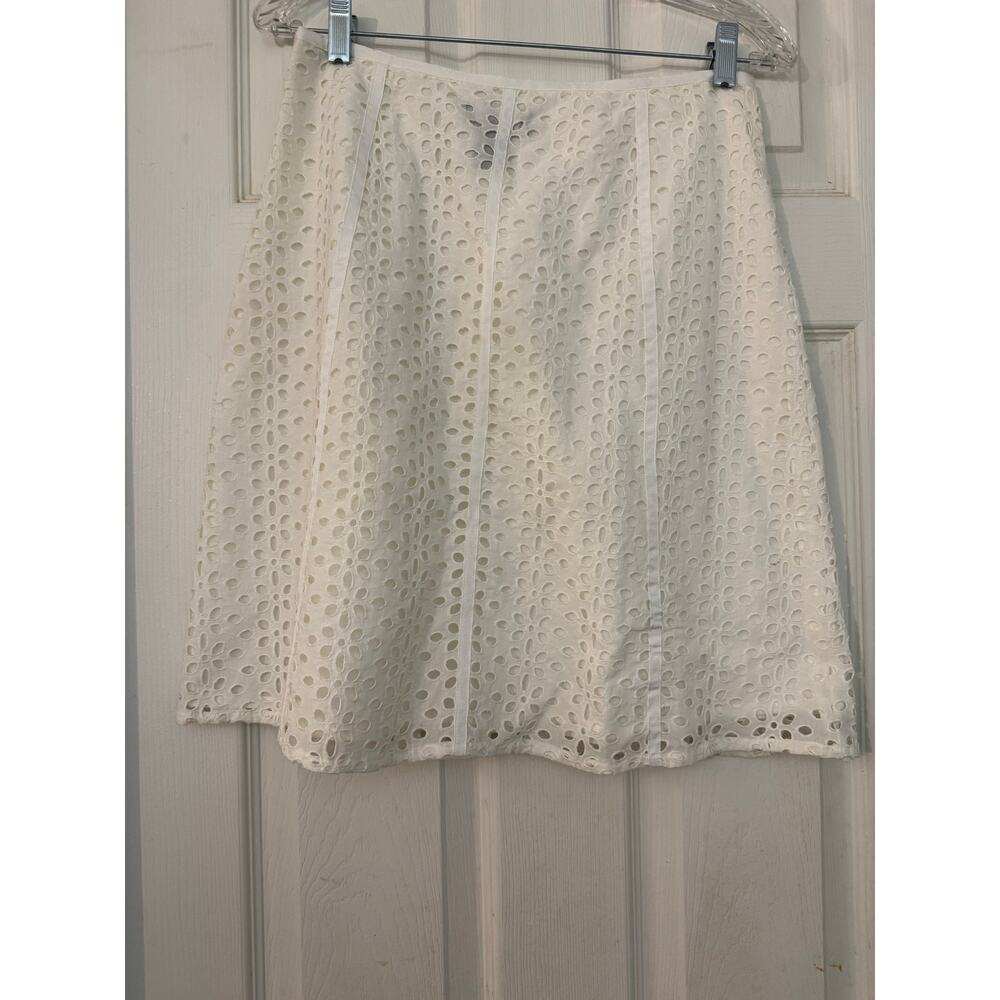Rafaella Petites White 100% Cotton Floral Eyelet A-Line Skirt Size 6P - Picture 2 of 5
